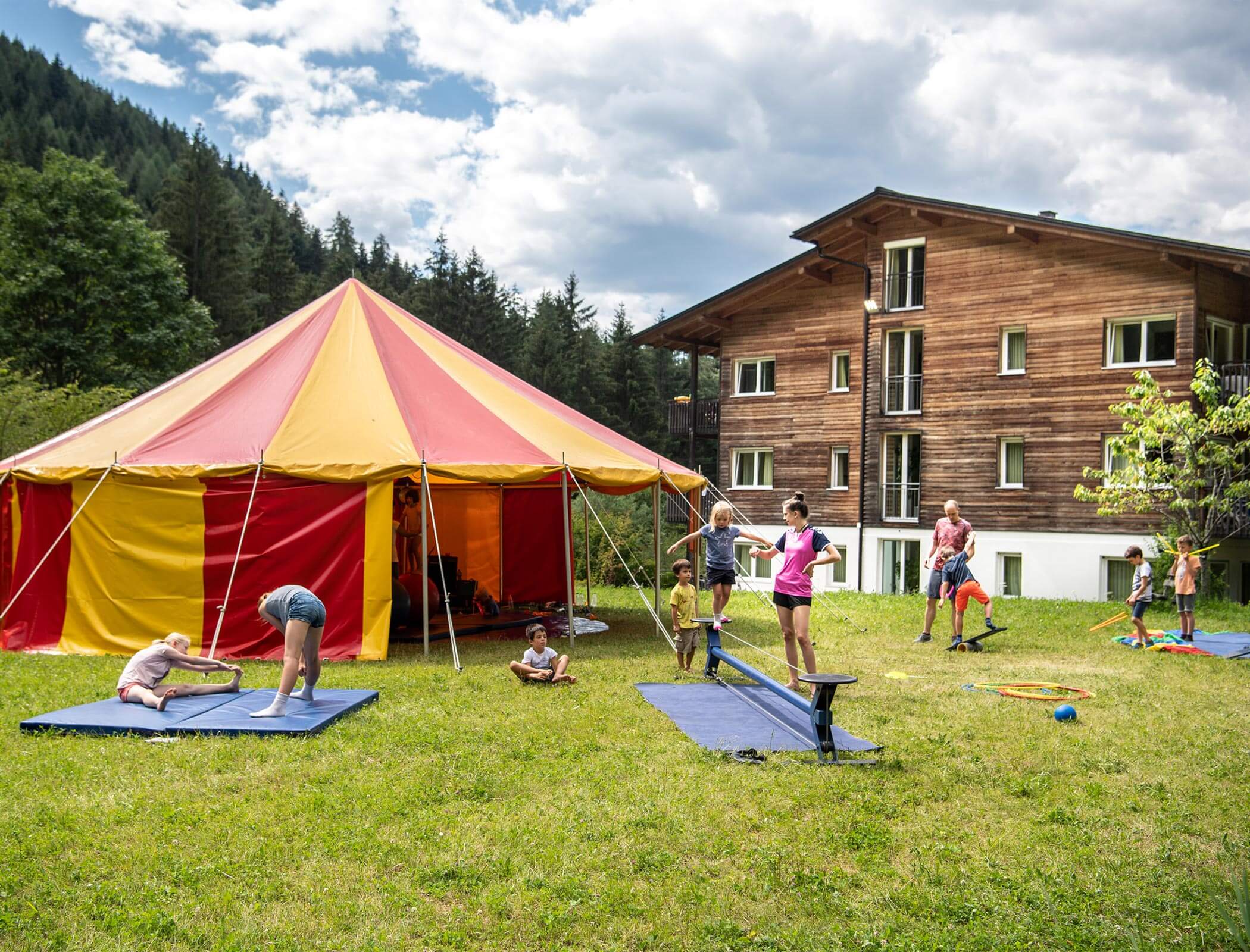 Zirkus bei BadRatzes