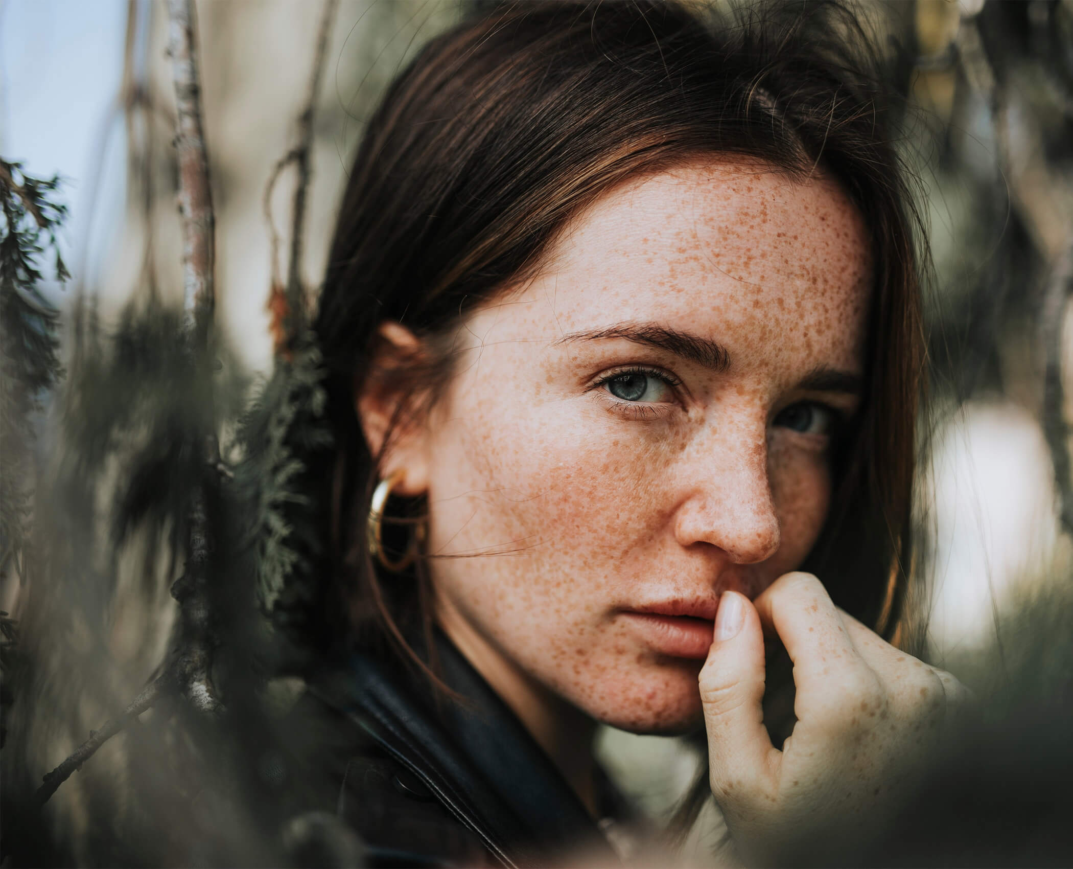 Woman in the middle of nature