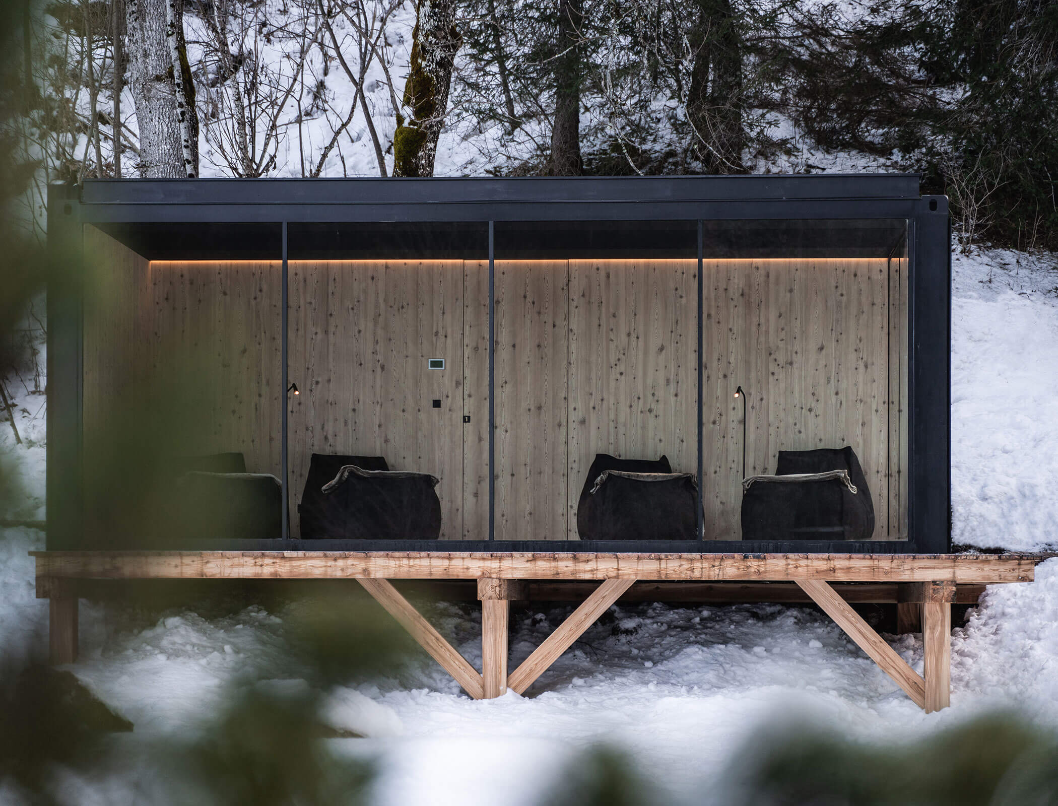 Sala relax in un container ristrutturato - Bad Ratzes
