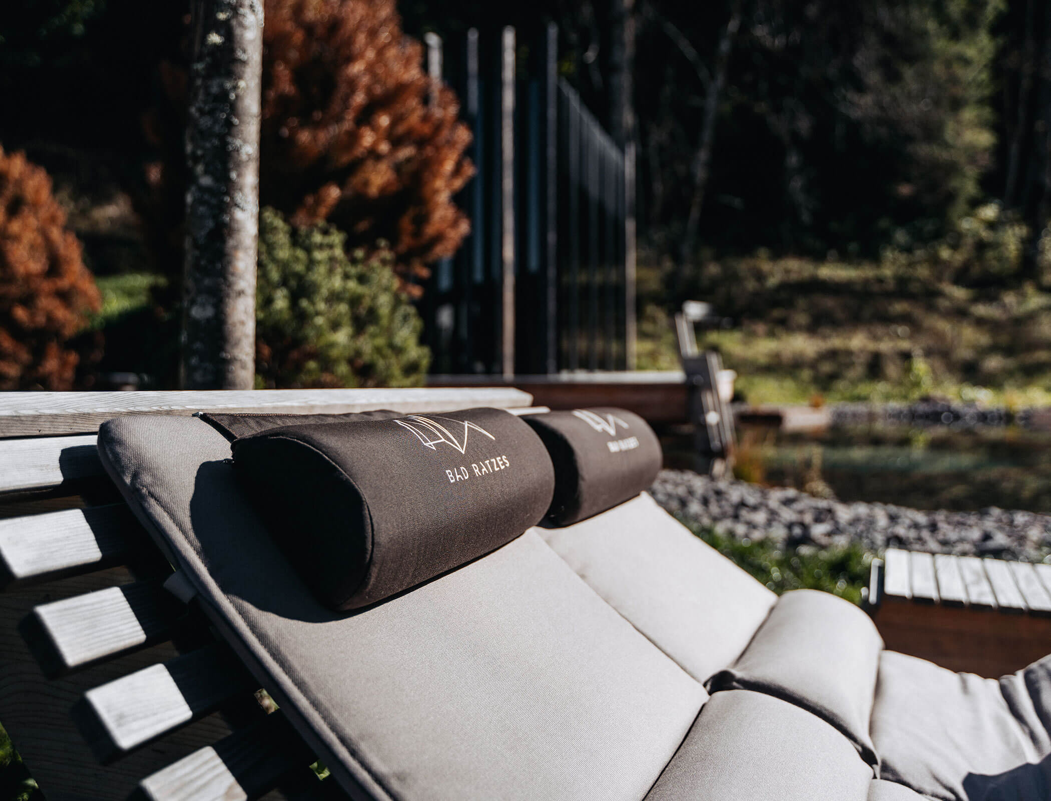 Lettini in legno imbottiti all'aperto - Bad Ratzes
