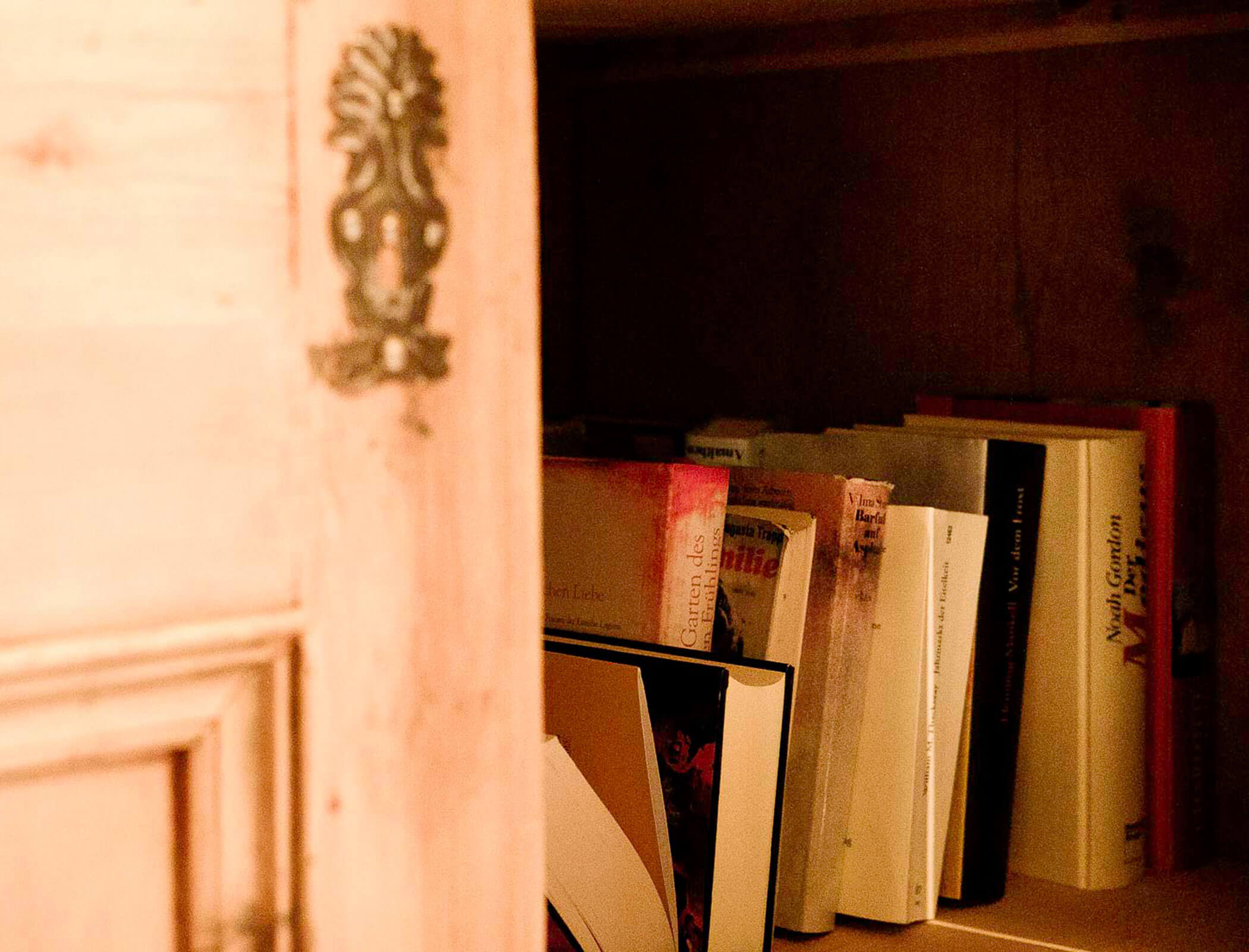 Libri antichi in un armadio - Bad Ratzes
