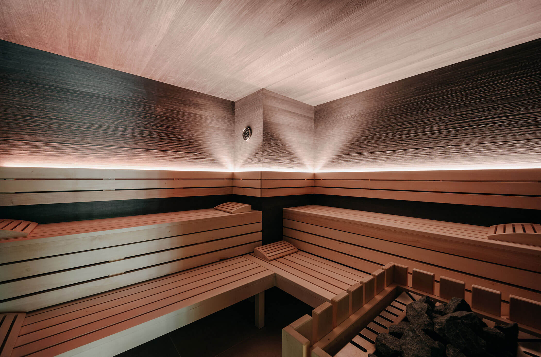 Sauna con illuminazione indiretta - Bad Ratzes
