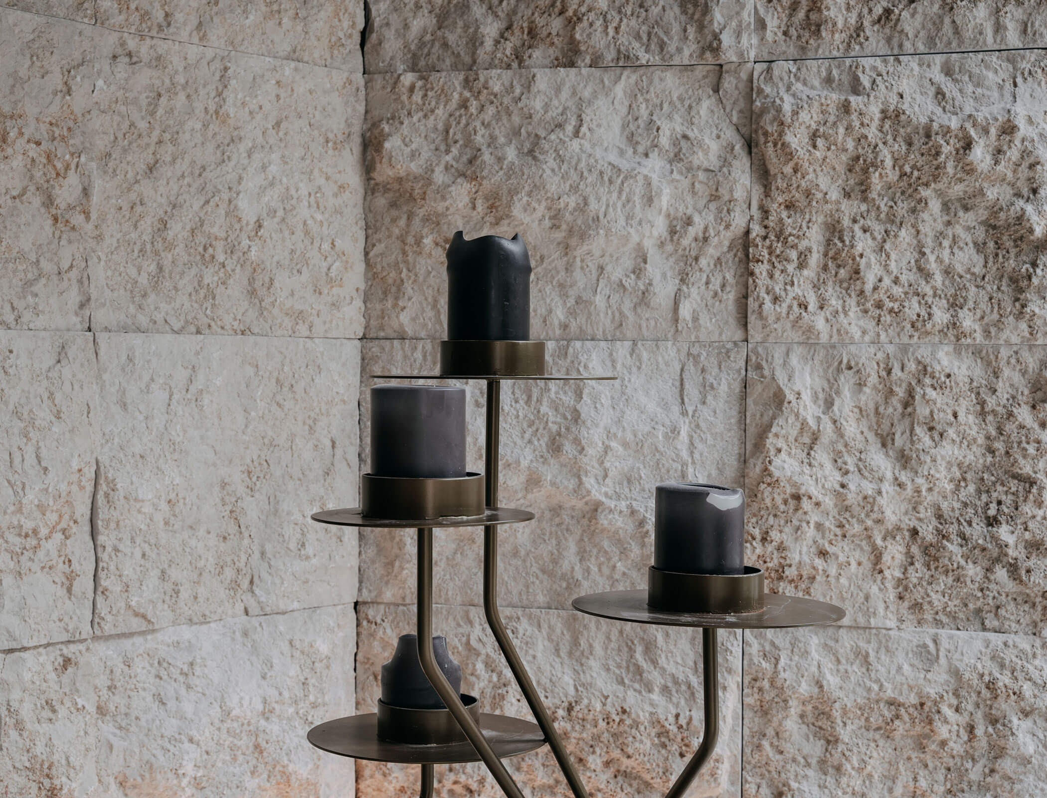 Candelabro con 4 grandi candele - Bad Ratzes
